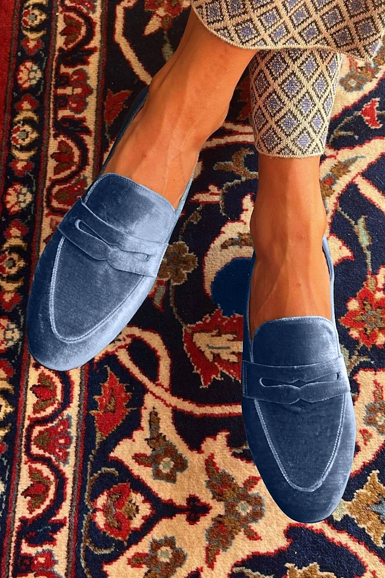Naomi | Velvet Loafers