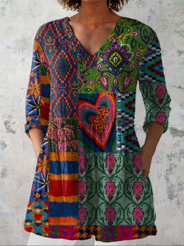 Mia | Boho Floral V-Neck Shirt