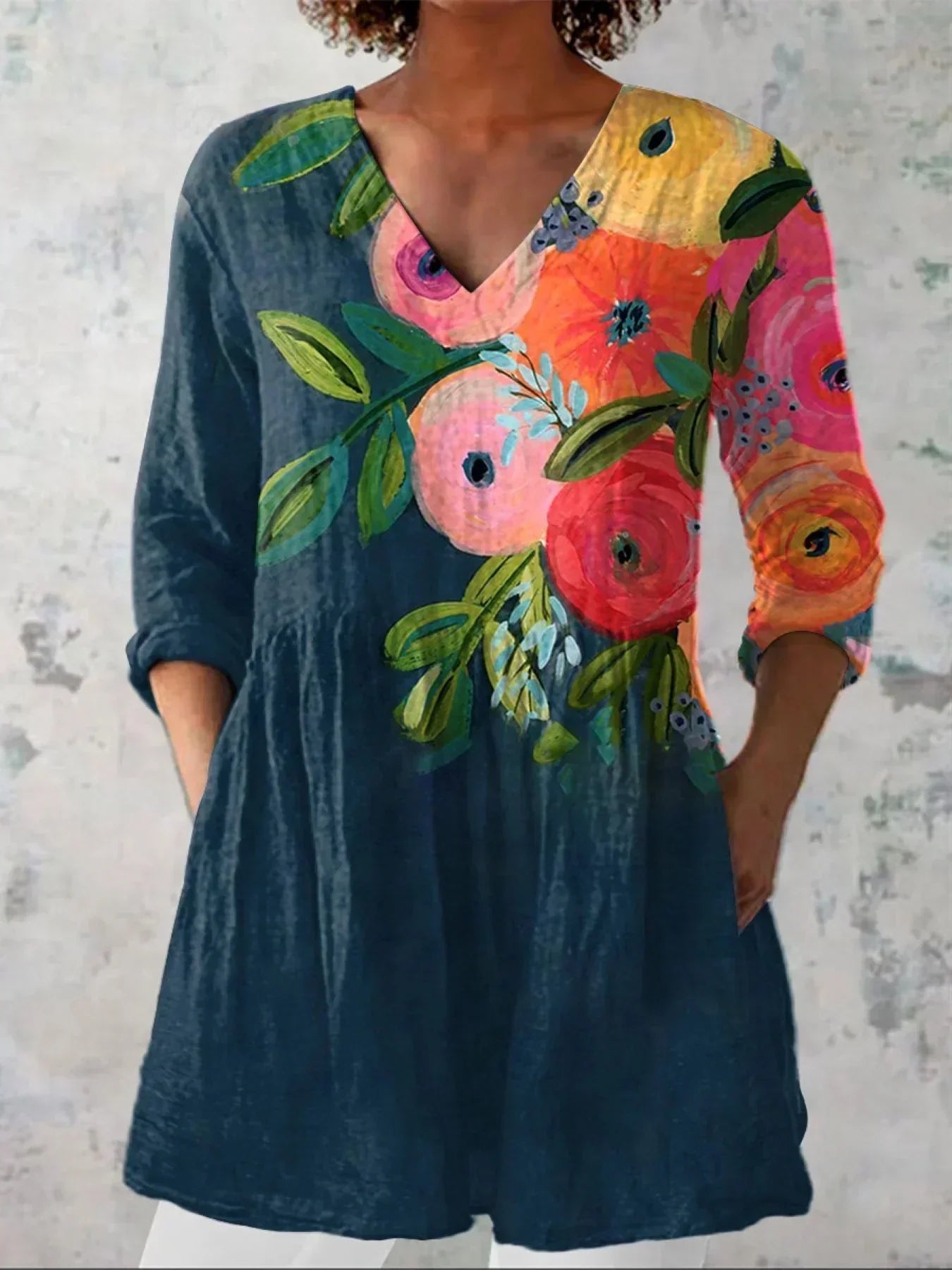 Elizabeth | Classic Floral V-Neck Shirt