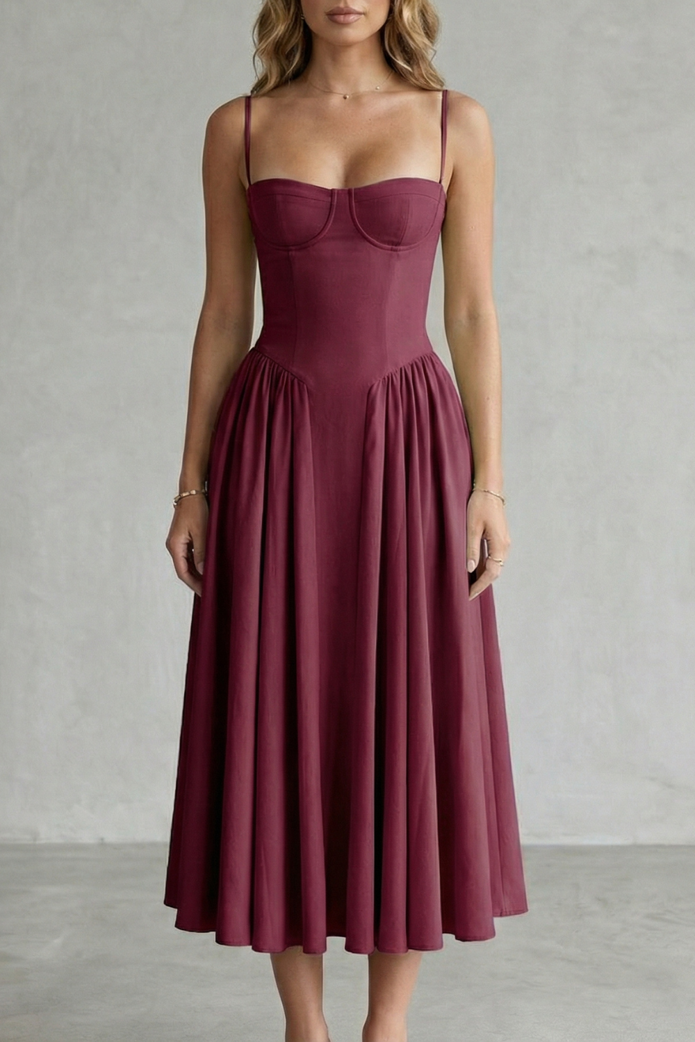 Selma – Timeless structure – Women’s Sleeveless Structured Dress