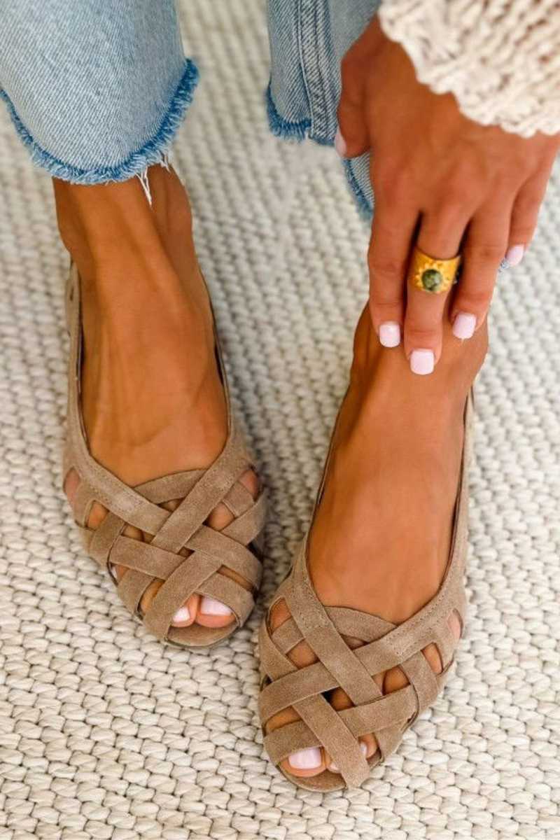Helen – Woven Summer Sandals