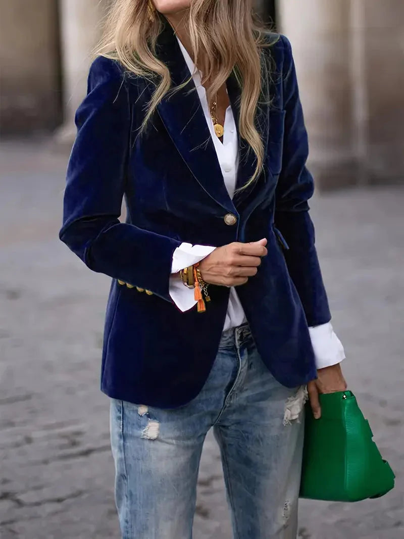 Laurel Crest™ | Elegant Velvet Blazer
