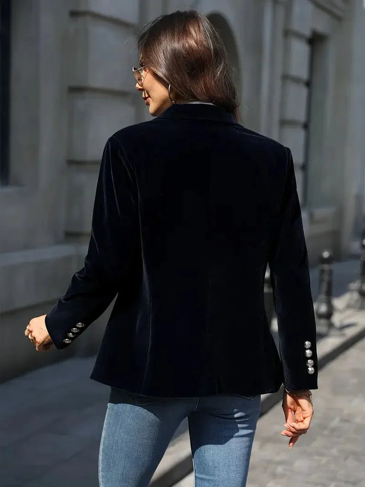 Laurel Crest™ | Elegant Velvet Blazer