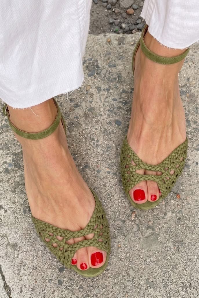 Bella – Woven Summer Sandals
