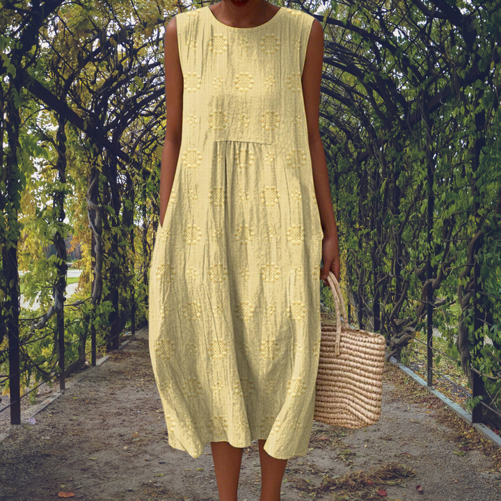 Christine | Elegant Sleeveless Dress with Pockets