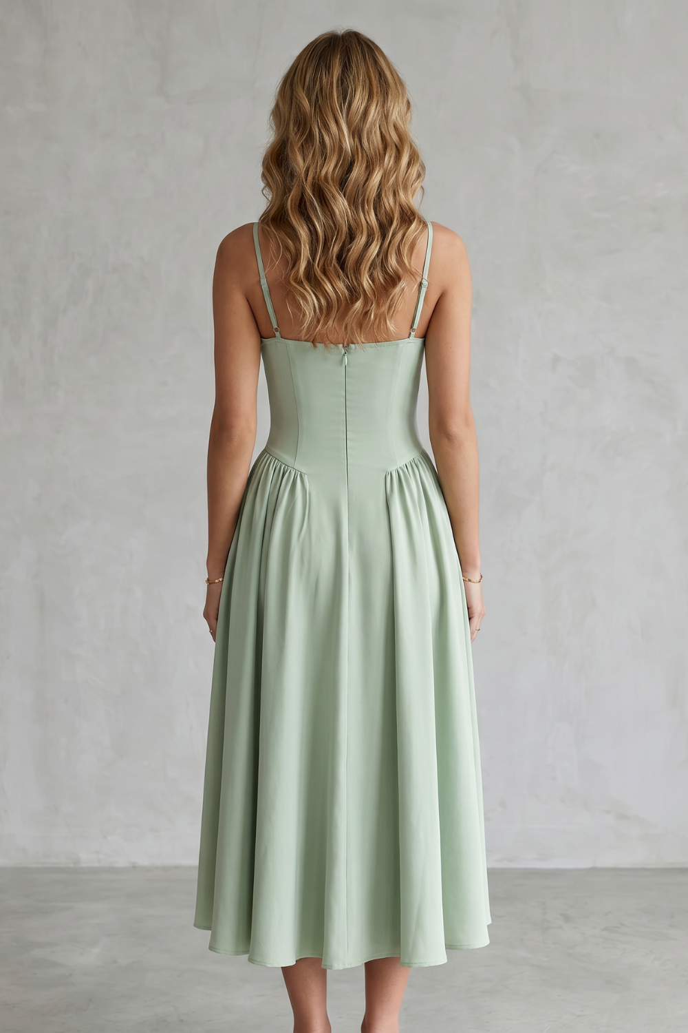 Selma – Timeless structure – Women’s Sleeveless Structured Dress