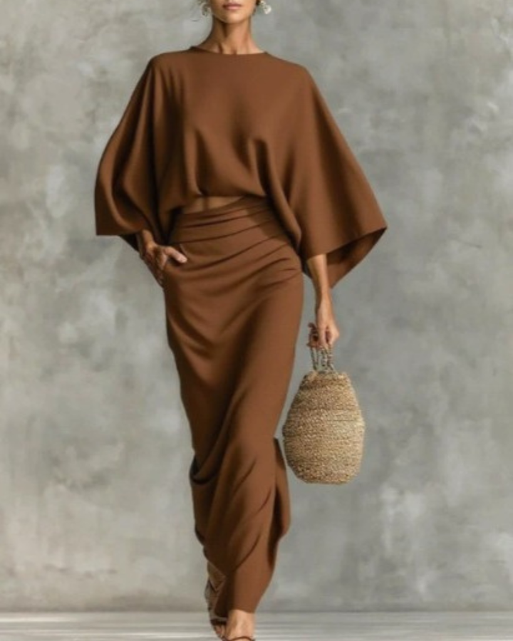 Julia™ | 2-Piece Set with Skirt