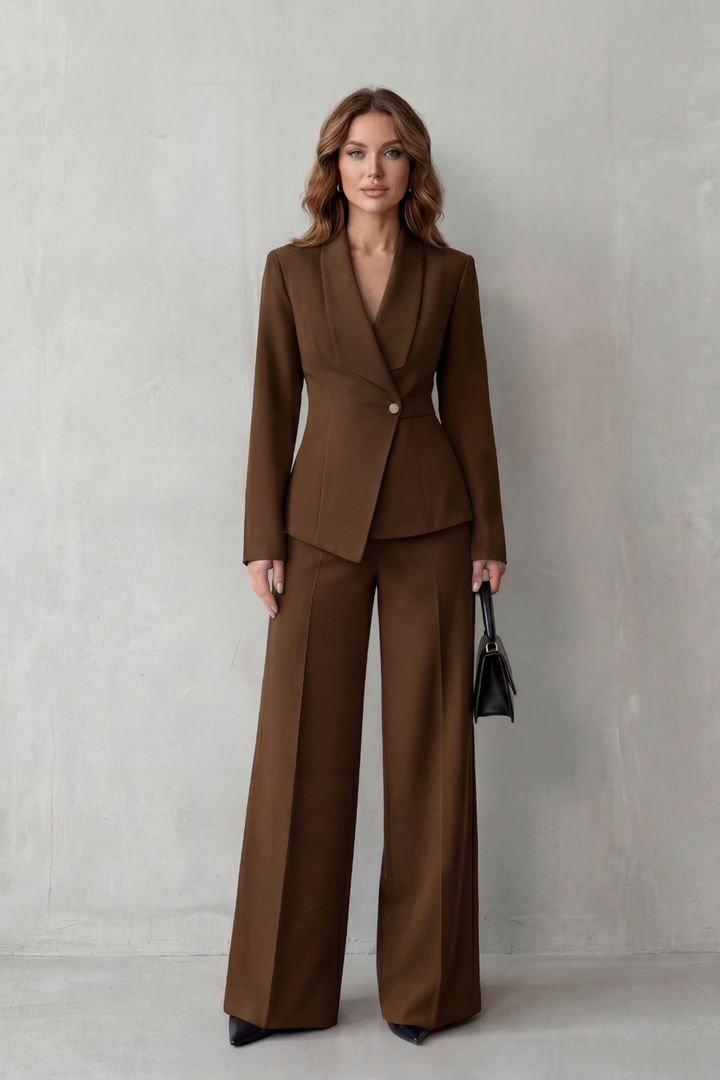 Valerie – Sculpted waist – Tailored suit set