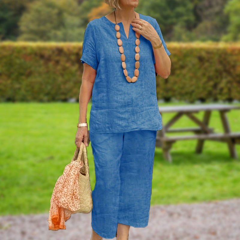 Chiara - Stylish and Cozy Outfit