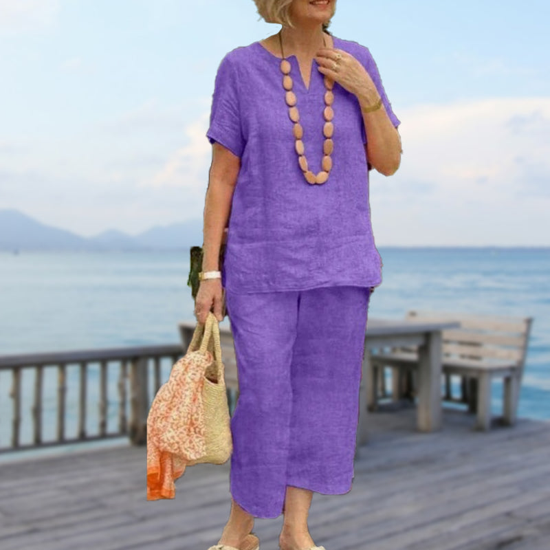 Chiara - Stylish and Cozy Outfit