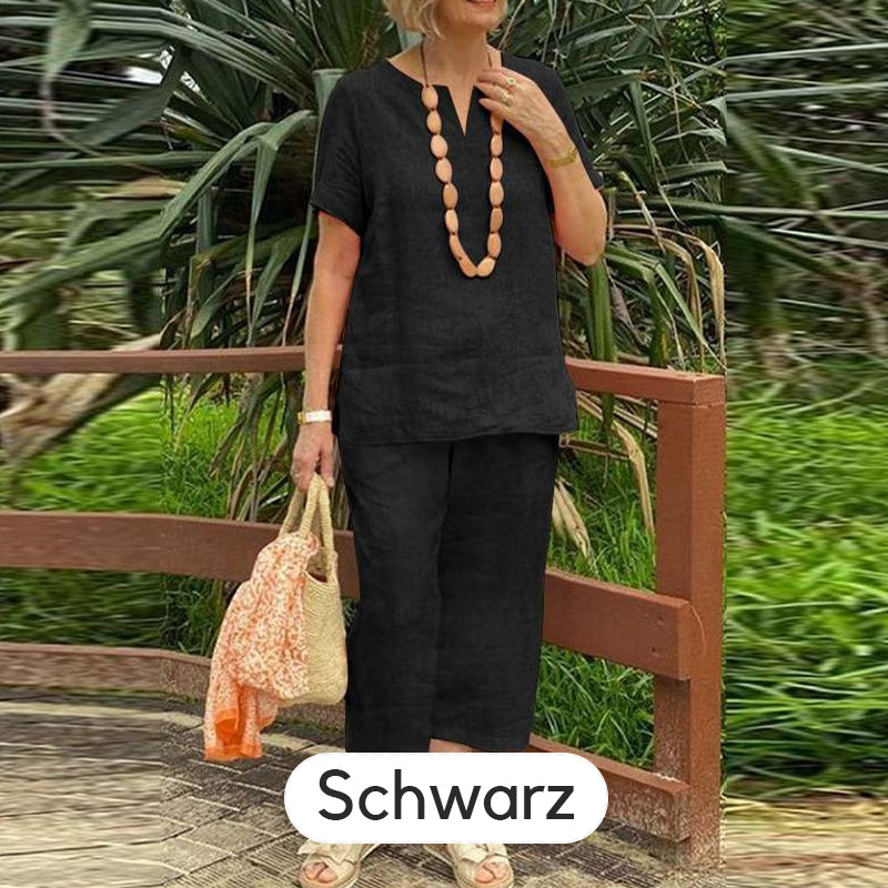 Chiara - Stylish and Cozy Outfit