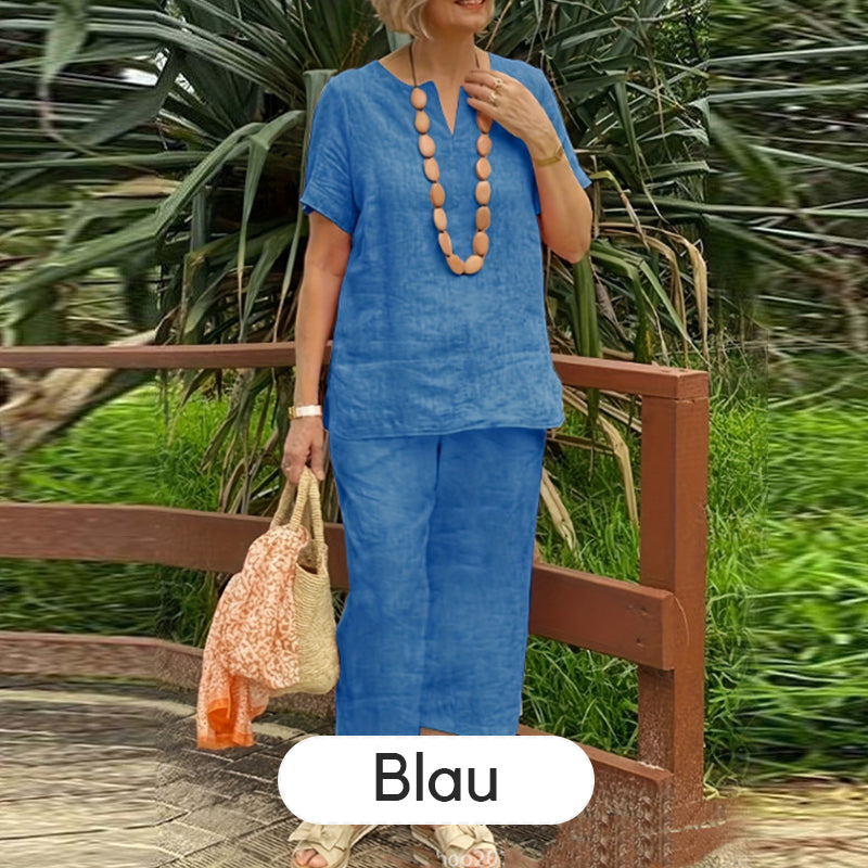 Chiara - Stylish and Cozy Outfit